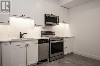 59 LEAHYS LANE Peterborough (Ashburnham Ward 4) Ontario photo 2