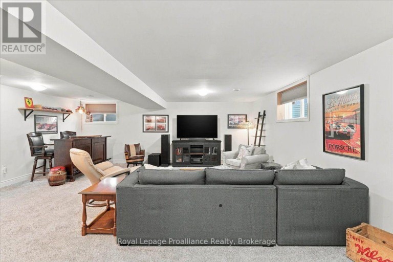 20 ABERDEEN STREET, Stirling-Rawdon (Stirling Ward), Ontario, K0K3E0