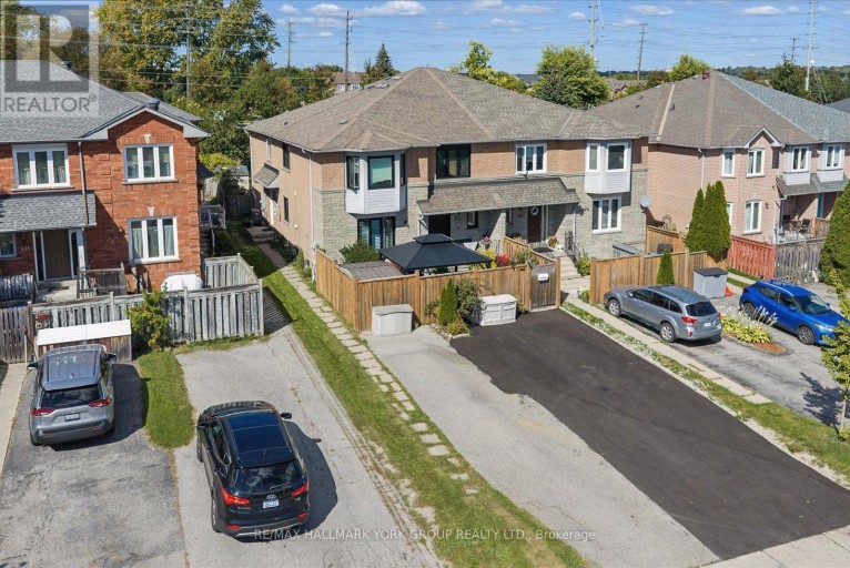 537 WALPOLE CRESCENT, Newmarket (Stonehaven-Wyndham), Ontario, L3X2A5