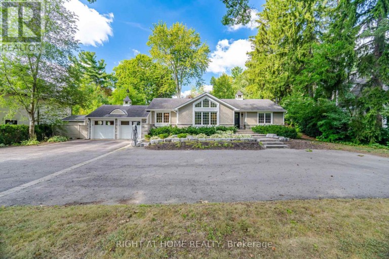 1037 LAKESHORE ROAD W, Oakville (SW Southwest), Ontario, L6L1E7