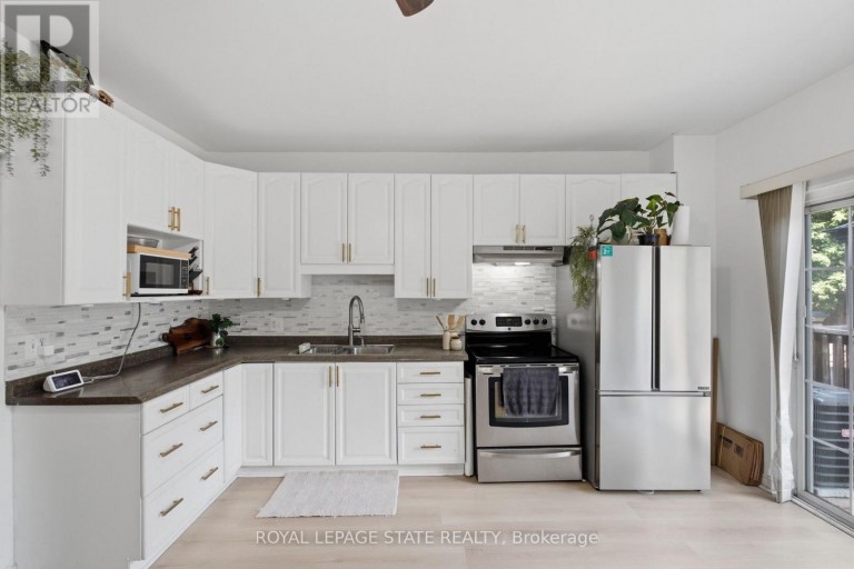 126 NIAGARA STREET, Hamilton (Industrial Sector), Ontario, L8L6A7