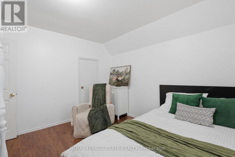126 NIAGARA STREET, Hamilton (Industrial Sector), Ontario, L8L6A7