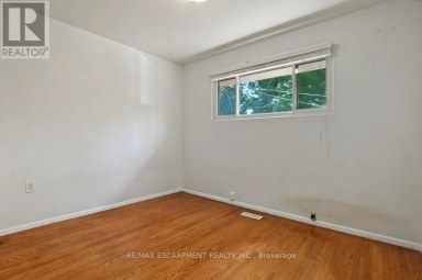 15 CARWYN CRESCENT Hamilton (Ainslie Wood) Ontario photo 15