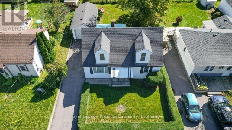 47 BAY DRIVE, Belleville (Belleville Ward), Ontario, K8N1B4