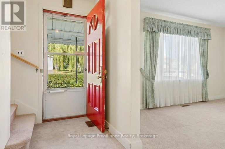47 BAY DRIVE, Belleville (Belleville Ward), Ontario, K8N1B4
