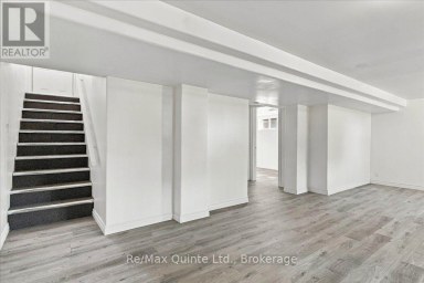 70 ASHLEY STREET Belleville (Thurlow Ward) Ontario photo 23