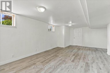 70 ASHLEY STREET Belleville (Thurlow Ward) Ontario photo 25