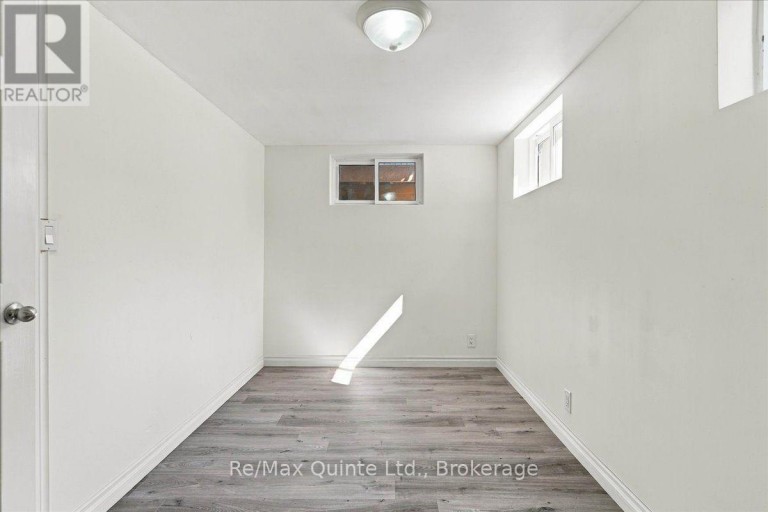 70 ASHLEY STREET, Belleville (Thurlow Ward), Ontario, K0K2B0