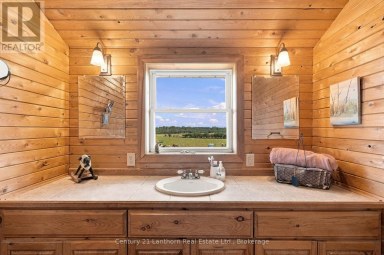 939 KELLY ROAD Prince Edward County (Athol Ward) Ontario photo 19
