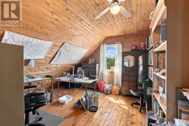 939 KELLY ROAD Prince Edward County (Athol Ward) Ontario photo 20