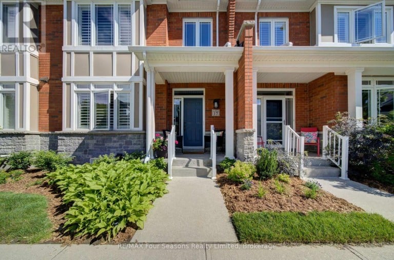 17 COLLSHIP LANE, Collingwood, Ontario, L9Y0J6