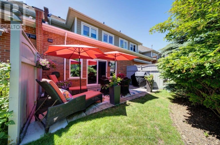 17 COLLSHIP LANE, Collingwood, Ontario, L9Y0J6