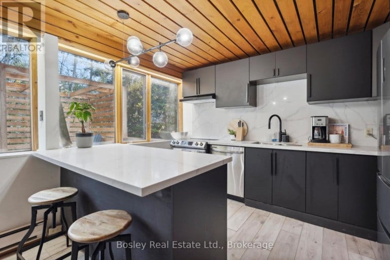 101 ST MORITZ CRESCENT, Blue Mountains, Ontario, L9Y0S6