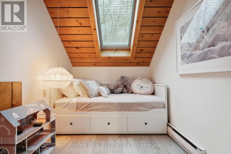 101 ST MORITZ CRESCENT, Blue Mountains, Ontario, L9Y0S6