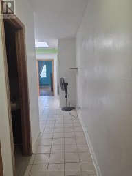 1584 DUNDAS STREET W Toronto (Little Portugal) Ontario photo 10