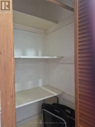 1584 DUNDAS STREET W Toronto (Little Portugal) Ontario photo 11