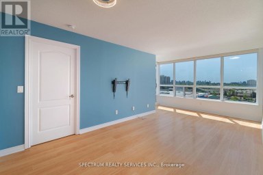 904 - 15 NORTH PARK ROAD Vaughan (Beverley Glen) Ontario photo 12