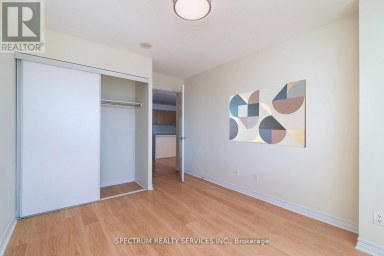 904 - 15 NORTH PARK ROAD Vaughan (Beverley Glen) Ontario photo 17