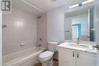 904 - 15 NORTH PARK ROAD Vaughan (Beverley Glen) Ontario photo 18