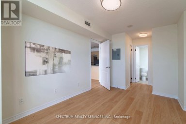 904 - 15 NORTH PARK ROAD Vaughan (Beverley Glen) Ontario photo 22