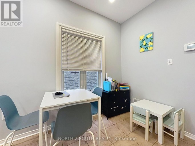 5 BELLAGIO CRESCENT, Vaughan (Patterson), Ontario, L4K5J9