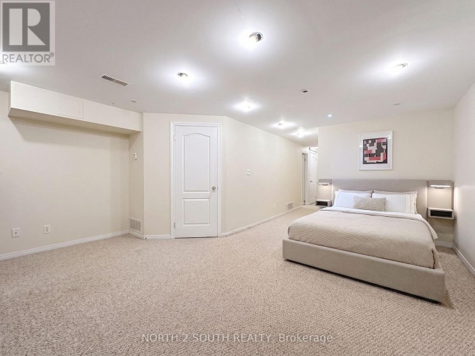 5 BELLAGIO CRESCENT, Vaughan (Patterson), Ontario, L4K5J9