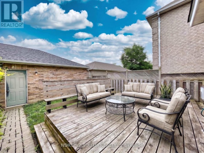 5 BELLAGIO CRESCENT, Vaughan (Patterson), Ontario, L4K5J9