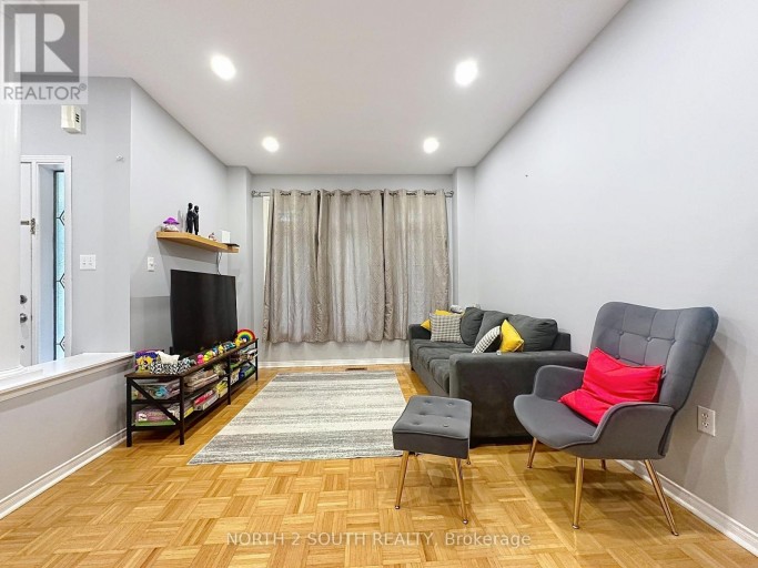 5 BELLAGIO CRESCENT, Vaughan (Patterson), Ontario, L4K5J9