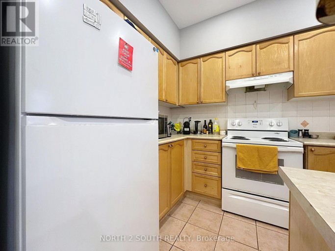 5 BELLAGIO CRESCENT, Vaughan (Patterson), Ontario, L4K5J9