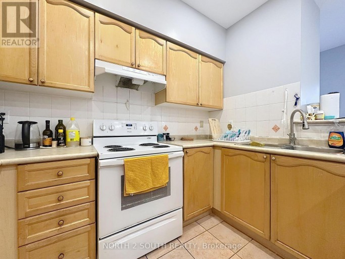 5 BELLAGIO CRESCENT, Vaughan (Patterson), Ontario, L4K5J9