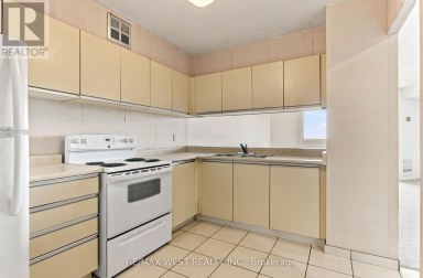 2107 - 234 ALBION ROAD Toronto (Elms-Old Rexdale) Ontario photo 7
