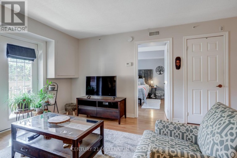 110 - 4003 KILMER DRIVE, Burlington (Tansley), Ontario, L7M4M1