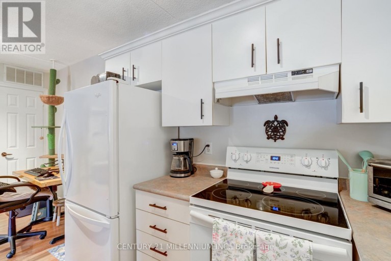 110 - 4003 KILMER DRIVE, Burlington (Tansley), Ontario, L7M4M1