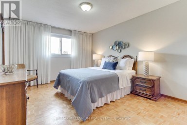 7431 SIGSBEE DRIVE Mississauga (Malton) Ontario photo 13