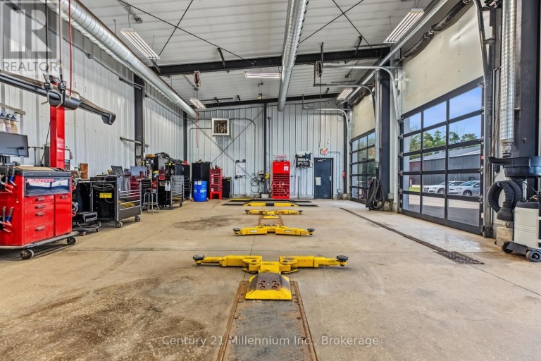 370 RAGLAN STREET, Collingwood, Ontario, L9Y5P9