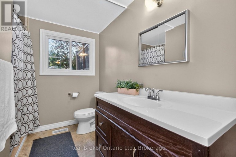 413 CORNELL DRIVE, Midland, Ontario, L4R4C8