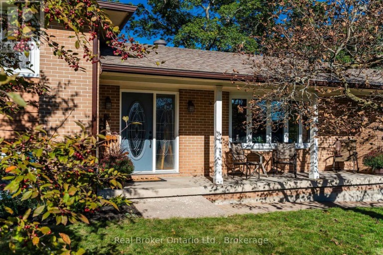 413 CORNELL DRIVE, Midland, Ontario, L4R4C8