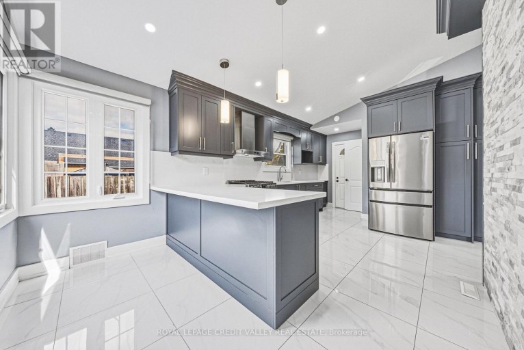 12 STEVENSON AVENUE, London East (East N), Ontario, N5W1Y3
