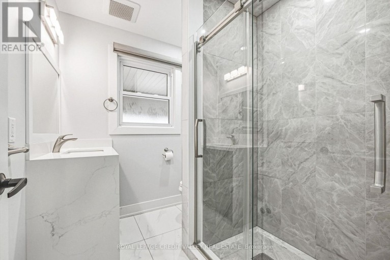 12 STEVENSON AVENUE, London East (East N), Ontario, N5W1Y3