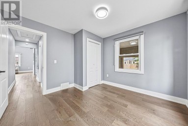 12 STEVENSON AVENUE London East (East N) Ontario photo 17