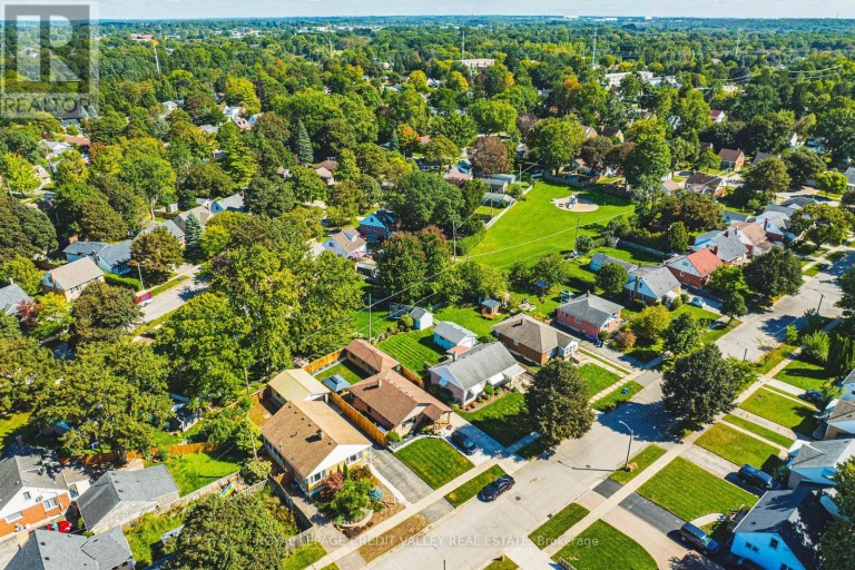 12 STEVENSON AVENUE, London East (East N), Ontario, N5W1Y3