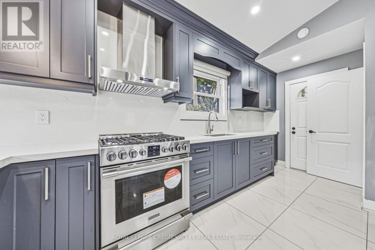 12 STEVENSON AVENUE, London East (East N), Ontario, N5W1Y3