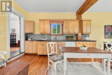 228 COUNTY RD 29 Prince Edward County (Ameliasburg Ward) Ontario photo 13