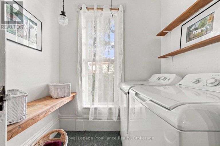228 COUNTY RD 29, Prince Edward County (Ameliasburg Ward), Ontario, K0K1T0