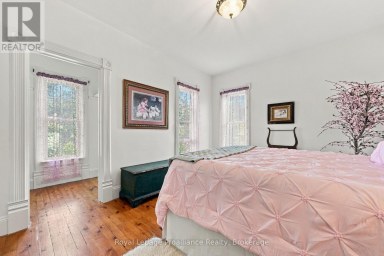 228 COUNTY RD 29 Prince Edward County (Ameliasburg Ward) Ontario photo 20