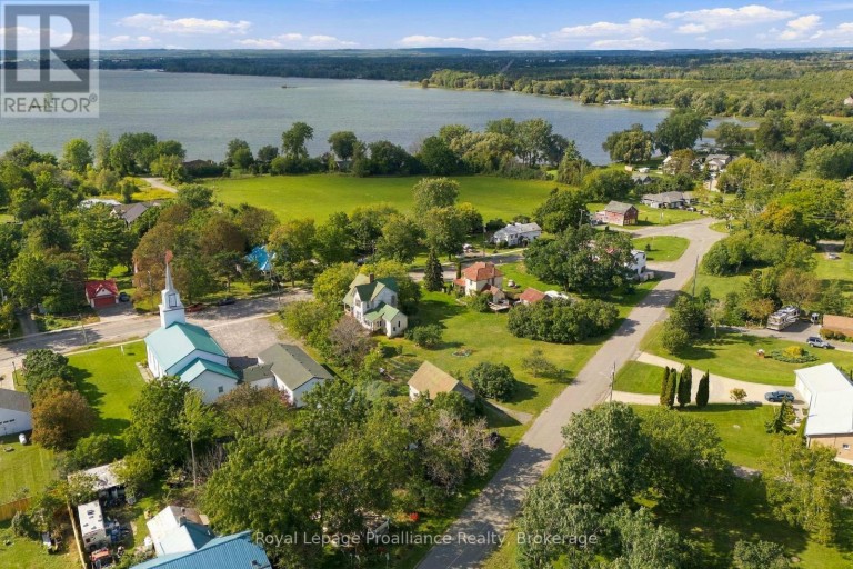 228 COUNTY RD 29, Prince Edward County (Ameliasburg Ward), Ontario, K0K1T0