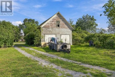 228 COUNTY RD 29 Prince Edward County (Ameliasburg Ward) Ontario photo 24