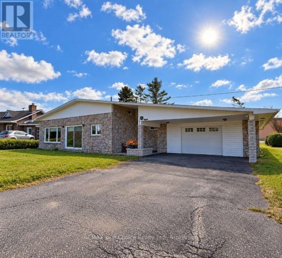 123 ALBANY PLACE, Greenstone, Ontario, P0T2A0