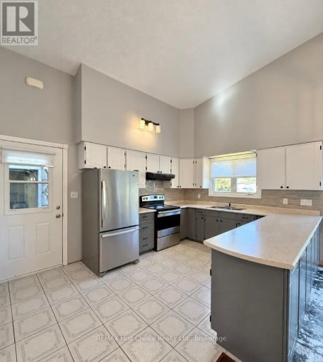 123 ALBANY PLACE, Greenstone, Ontario, P0T2A0