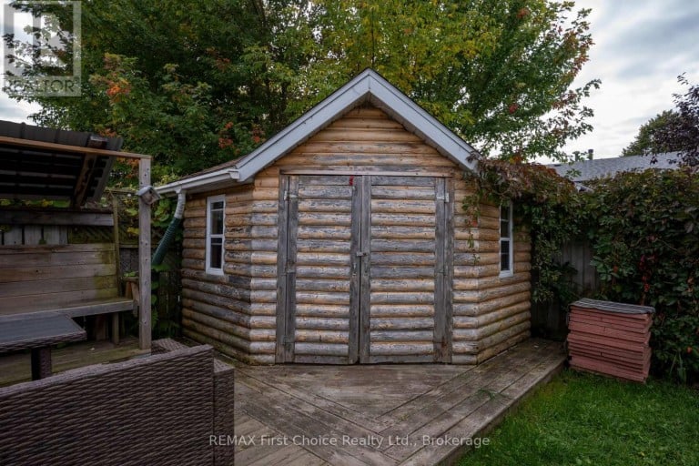 467 JAMES STREET N, Thunder Bay (Northwood Park), Ontario, P7C4T3